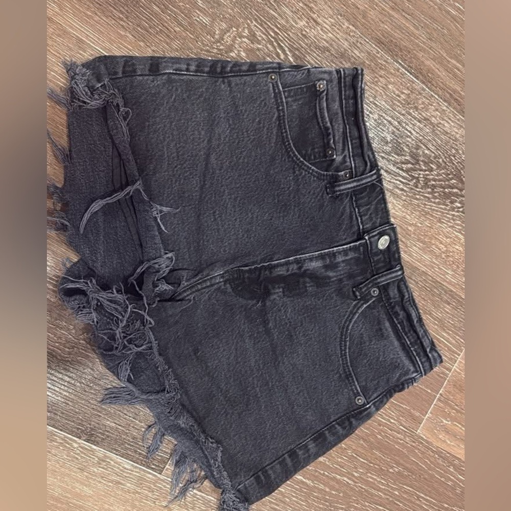 Abercrombie & Fitch The 90s Relaxed Cutoff Jean Short Size 28